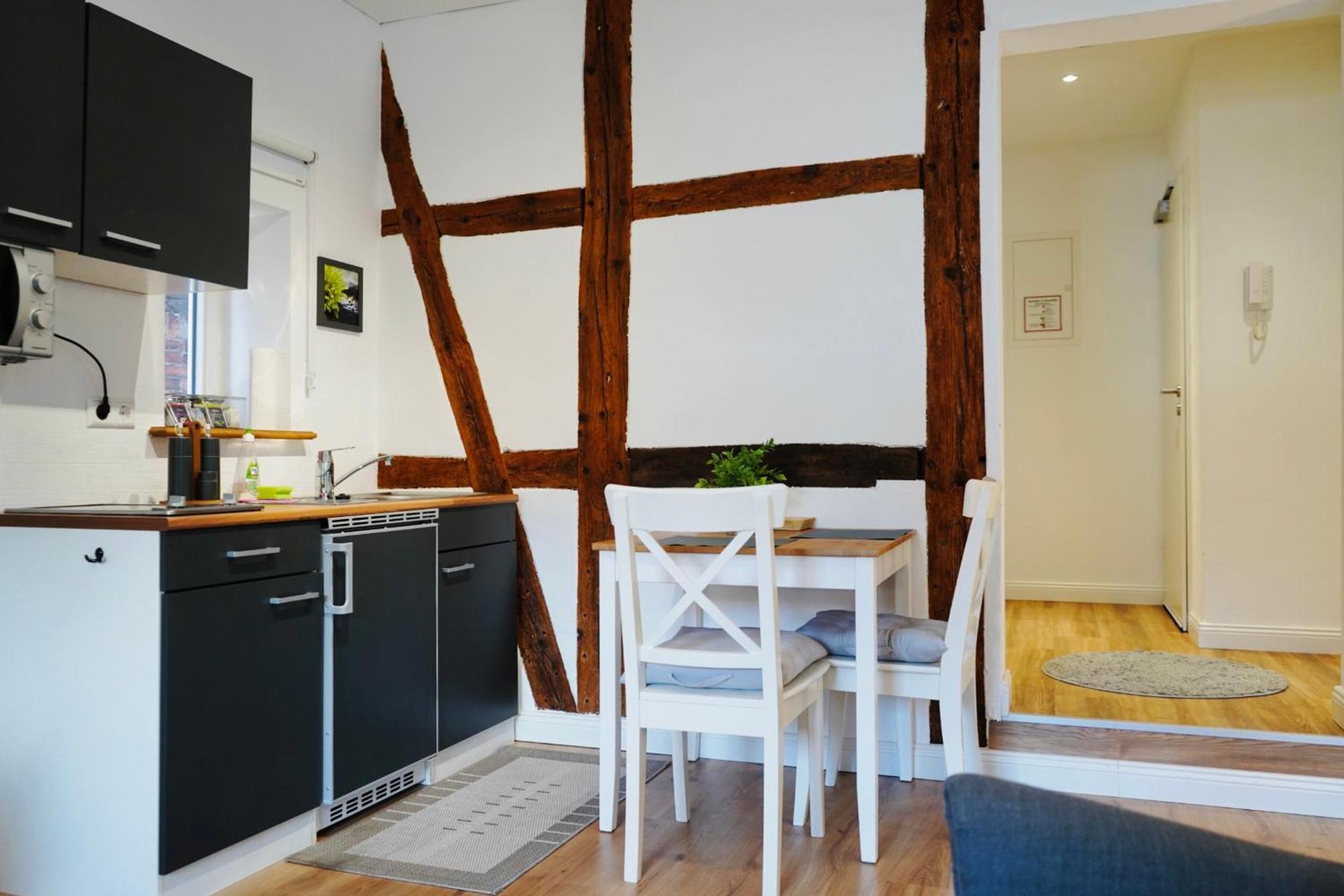 Altstadt Apartment II - Terrasse- Waschmaschine- Parkplatz Вольфсбург Экстерьер фото