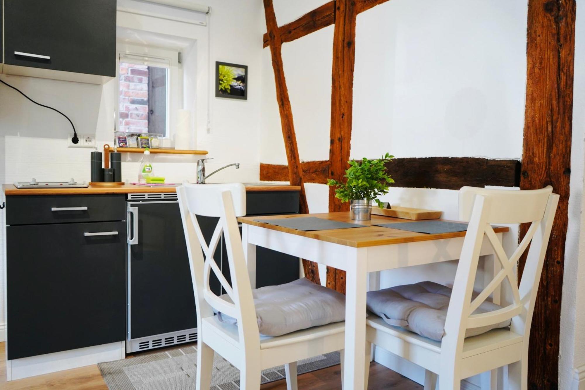 Altstadt Apartment II - Terrasse- Waschmaschine- Parkplatz Вольфсбург Экстерьер фото